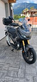 Honda XADV-750