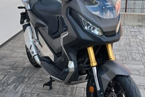 Honda XADV-750