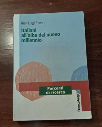Libro Italiani all'alba del nuovo millennio