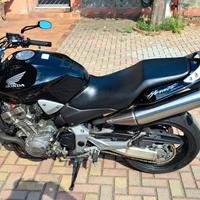 Honda Hornet 900 - 2004