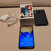 Samsung Galaxy A20 e smartphone 32 Gb cover 