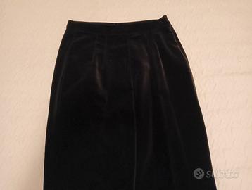 Pantaloni eleganti neri in velluto rasato