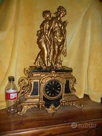 Orologio antico elegante pendolo da tavolo