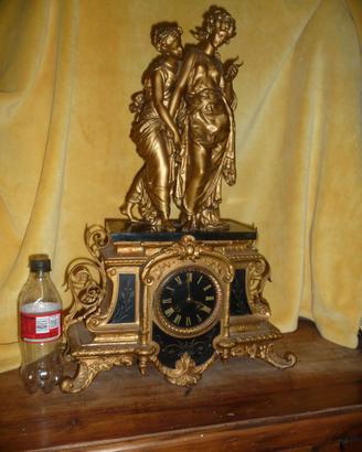 Orologio antico elegante pendolo da tavolo