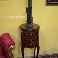 Tavolino tondo intarsiato stile Luigi XV