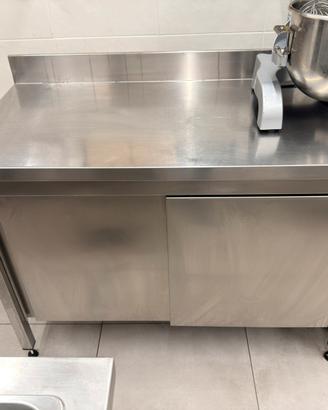 Banco in acciao inox 120cm x 60cm