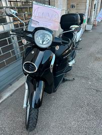 Aprilia scarabeo 200