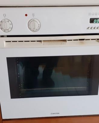 Forno elettrico Ariston 7 cuochi