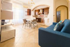 3 LOCALI A MANFREDONIA