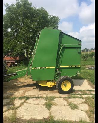 Rotopressa John Deere 550