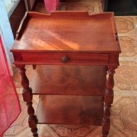 Mobiletto multiuso legno 