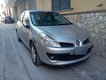 Renault Clio 2008 Edizione Le Iene