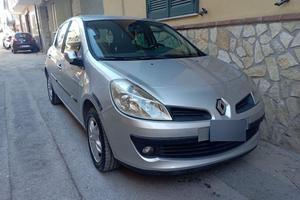 Renault Clio 2008 Edizione Le Iene