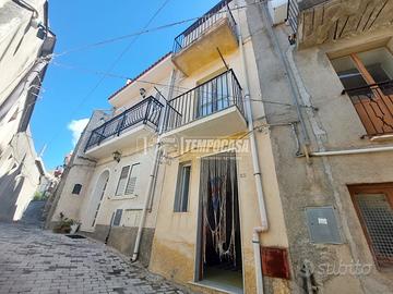 SOLUZIONE SEMI INDIPENDENTE A TRIPI.