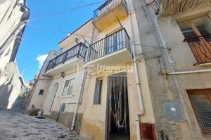 SOLUZIONE SEMI INDIPENDENTE A TRIPI.