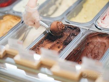 Bar / gelateria