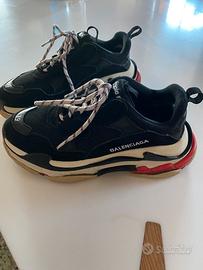 Balenciaga sneakers  Triple S