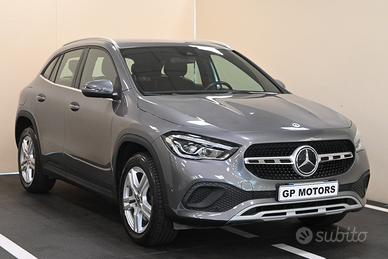 MERCEDES GLA (H247) GLA 250 e hybrid E...