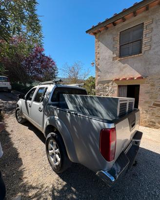 nissan navara