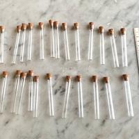 25 fiale di vetro con tappi di sughero, nuove set