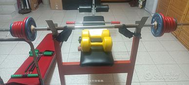 Palestra Vintage con vari accessori 