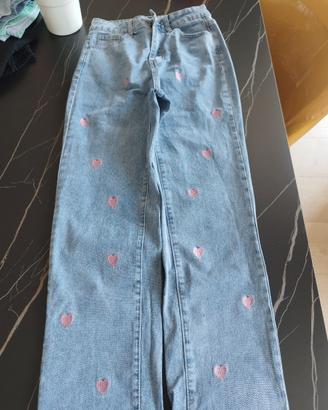 Jeans motivo cuoricini