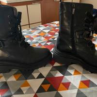 Anfibi in vera pelle