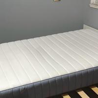 Letto una piazza e mezza