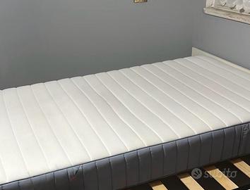 Letto una piazza e mezza