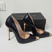 Décolleté vernice nera