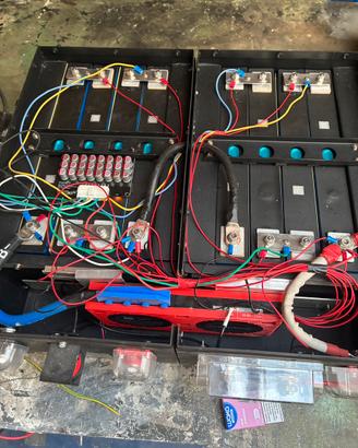 Batteria LiFePO4 24V 200Ah