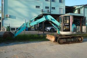 Kobelco SK 75 UR