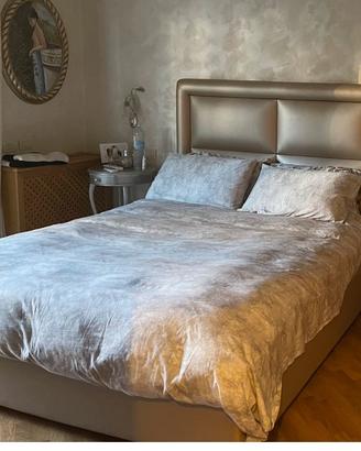 Letto mattimoniale pelle