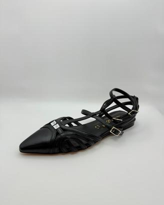 Scarpe con cinturini