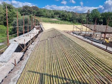 Cannicciate e stuoie di canna intrecciata