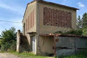 Rustico / Casale di 80 m² con 4 locali a Montesper
