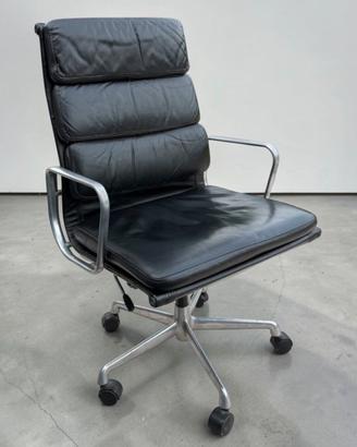 Poltrona EA219 di Charles Eames originale