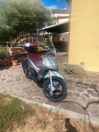 Piaggio Beverly 350