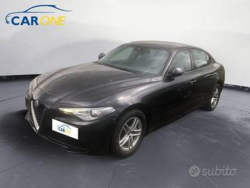 Alfa Romeo Giulia 2.2 TURBO AT8 BUSINESS