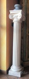 Colonna ionica in gesso