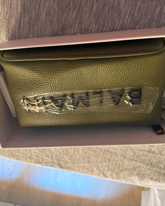 Pochette Balmain Paris