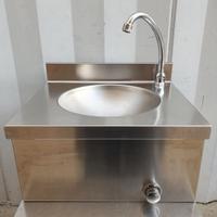 LAVAMANI CON PULSANTE TEMPORIZZATO cm 40x35x38h