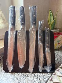 Set coltelli con magnete