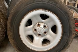 N 5 cerchi e pneumatici jeep Wrangler tj ‘06