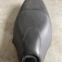 Sella Piaggio nrg mc2