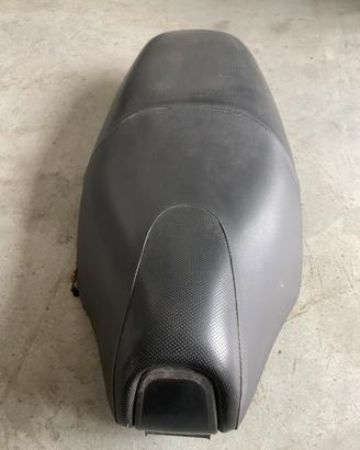 Sella Piaggio nrg mc2