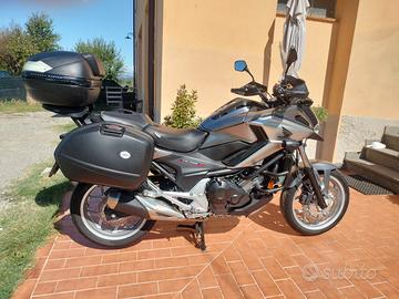 HONDA NC750x  2016