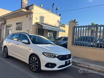 FIAT Tipo 1.6 Mjt 120 SW Lounge