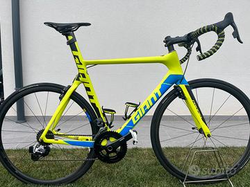 Bici da corsa professionale Giant - Usata poco!