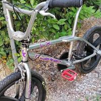 BMX bicicletta